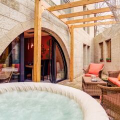 Eastern Style Modern w Parking & Jacuzzi Израиль, Иерусалим - отзывы, цены и фото номеров - забронировать отель Eastern Style Modern w Parking & Jacuzzi онлайн бассейн