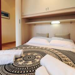 Отель Mini Suite Miro Five Stars Holiday House фото 19