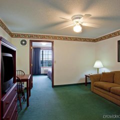 Country Inn & Suites by Radisson, Elk River, MN in Elk River, United States of America from 112$, photos, reviews - zenhotels.com guestroom