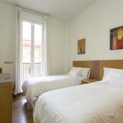 Апартаменты Apartments Center Madrid комната для гостей
