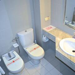 Отель Hostal Residencia Molins Park ванная