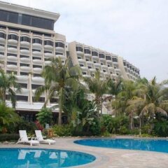 Отель Nan Hai Hotel Китай, Шэньчжэнь - отзывы, цены и фото номеров - забронировать отель Nan Hai Hotel онлайн бассейн фото 3