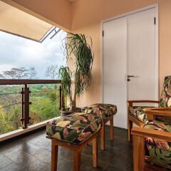 Отель Gaia Hotel And Reserve - Adults Only Коста-Рика, Кепос - отзывы, цены и фото номеров - забронировать отель Gaia Hotel And Reserve - Adults Only онлайн балкон