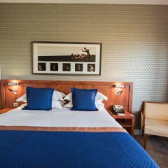 Отель Crowne Plaza Lyon - Cite Internationale Франция, Лион - 1 отзыв об отеле, цены и фото номеров - забронировать отель Crowne Plaza Lyon - Cite Internationale онлайн комната для гостей