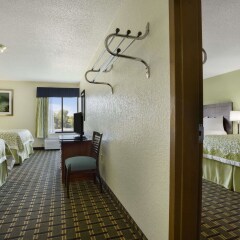 Отель Days Inn Jasper комната для гостей