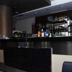 Hotel Nais Beach Дуррес гостиничный бар