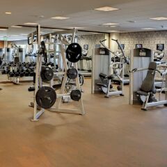 Отель JW Marriott Los Angeles L.A. LIVE фитнесс-зал фото 3