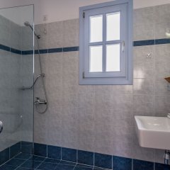 Aeolis Hotel in Adamas, Greece from 79$, photos, reviews - zenhotels.com bathroom