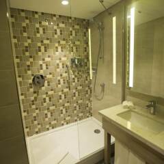 Hampton by Hilton Bolu Турция, Болу - отзывы, цены и фото номеров - забронировать отель Hampton by Hilton Bolu онлайн ванная