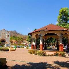 AM Hotel & Plaza фото 10