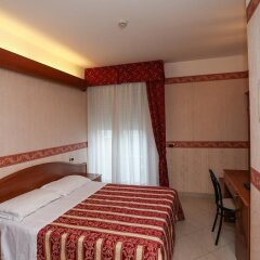 Отель Gallia Palace сейф в номере