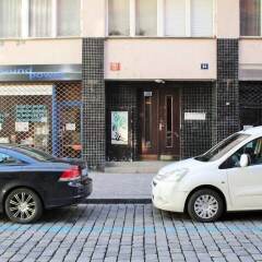 McSleep Hostel Prague городской автобус