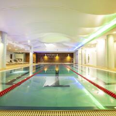 Hotel Gozsdu Court бассейн