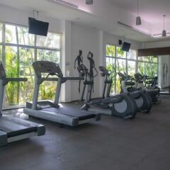 Отель Mareazul Family Beach Condohotel Плая-дель-Кармен фитнесс-зал фото 4