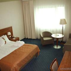 Отель Holiday Inn Vilnius Литва, Вильнюс - отзывы, цены и фото номеров - забронировать отель Holiday Inn Vilnius онлайн комната для гостей фото 5
