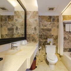 Отель River Beach Resort and Residences Вьетнам, Хойан - 2 отзыва об отеле, цены и фото номеров - забронировать отель River Beach Resort and Residences онлайн ванная