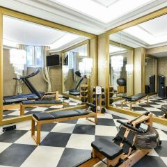 Отель Maison Astor Paris, A Curio By Hilton Collection Париж фитнесс-зал фото 2