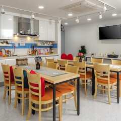 Отель Myeongdong Sunshine Guesthouse Южная Корея, Сеул - отзывы, цены и фото номеров - забронировать отель Myeongdong Sunshine Guesthouse онлайн питание
