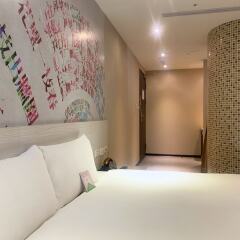 YOUR Hotel комната для гостей фото 4