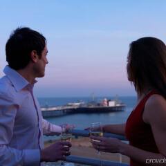 Отель Jurys Inn Brighton Waterfront Великобритания, Брайтон - отзывы, цены и фото номеров - забронировать отель Jurys Inn Brighton Waterfront онлайн фитнесс-зал