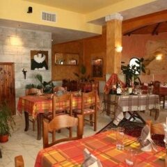 Отель Boutique Hotel Colosseo Болгария, Сандански - отзывы, цены и фото номеров - забронировать отель Boutique Hotel Colosseo онлайн питание фото 3