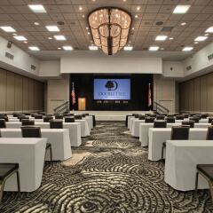 Отель DoubleTree by Hilton at the Entrance to Universal Orlando фото 3