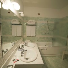Modà Antica Dimora in Montegiardino, San Marino from 282$, photos, reviews - zenhotels.com bathroom
