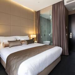 Отель Dominic & Smart Luxury Suites Republic Square Сербия, Белград - отзывы, цены и фото номеров - забронировать отель Dominic & Smart Luxury Suites Republic Square онлайн комната для гостей фото 2