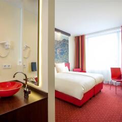 Отель Best Western Plus Plaza Berlin Kurfürstendamm Германия, Берлин - 2 отзыва об отеле, цены и фото номеров - забронировать отель Best Western Plus Plaza Berlin Kurfürstendamm онлайн комната для гостей