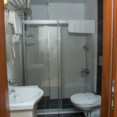 Akcali Hotel Искендерун ванная