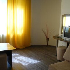 Отель Park Hotel Kyoshkove Болгария, Шумен - отзывы, цены и фото номеров - забронировать отель Park Hotel Kyoshkove онлайн комната для гостей фото 5