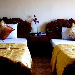 Royal Hotel комната для гостей