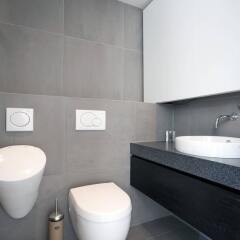 Отель Charles Apartment Нидерланды, Амстердам - отзывы, цены и фото номеров - забронировать отель Charles Apartment онлайн ванная