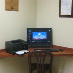 Отель Candlewood Suites Columbus Airport США, Гаханна - отзывы, цены и фото номеров - забронировать отель Candlewood Suites Columbus Airport онлайн интерьер отеля