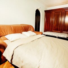 Гостиница Funny Dolphins Apartments Kropotkinskiy в Москве отзывы, цены и фото номеров - забронировать гостиницу Funny Dolphins Apartments Kropotkinskiy онлайн Москва комната для гостей фото 2