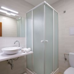 Отель Dixon Словакия, Банска-Бистрица - отзывы, цены и фото номеров - забронировать отель Dixon онлайн ванная
