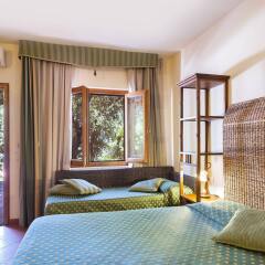 Hotel La Perla Del Golfo Проччио комната для гостей