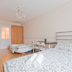 Апартаменты Hello Apartment on Staroderevenskaya 33 Санкт-Петербург комната для гостей фото 3