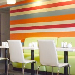 Гостиница Raziotel Kyiv бассейн
