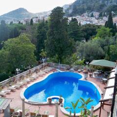 Taormina Park Hotel бассейн