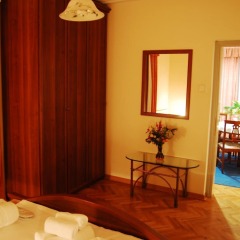 Отель Villa Velzon Guesthouse Черногория, Будва - отзывы, цены и фото номеров - забронировать отель Villa Velzon Guesthouse онлайн комната для гостей