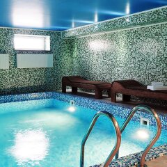 MelRose Hotel Ровно бассейн
