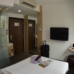 Отель RedDoorz Premium @ Balestier фото 10