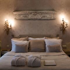 Отель Hôtel Chateaubriand Champs Elysées Париж комната для гостей