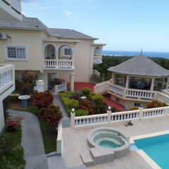 The Royal Kensington Guest House in Montego Bay, Jamaica from 123$, photos, reviews - zenhotels.com pool