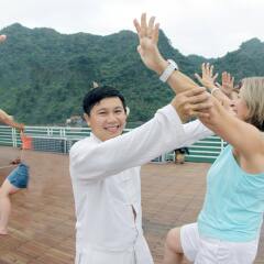 Отель Huong Hai Sealife Cruise фитнесс-зал