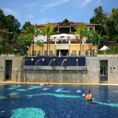 Отель Supalai Resort And Spa Phuket с домашними животными