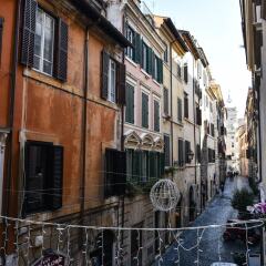 Апартаменты Stylish apartment in central Rome парковка