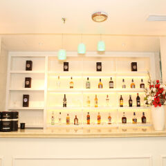 A1 Hill Hanoi Hotel гостиничный бар