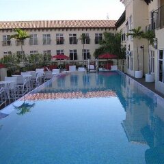 Spanish Court Hotel с домашними животными